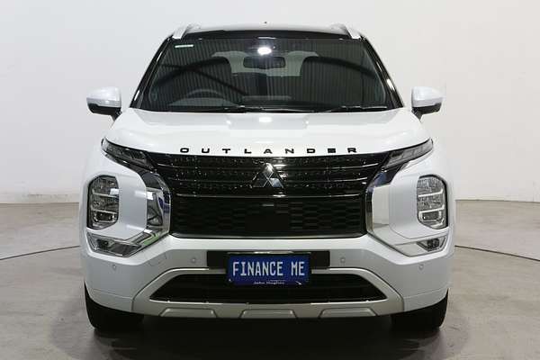 2023 Mitsubishi Outlander Exceed ZM