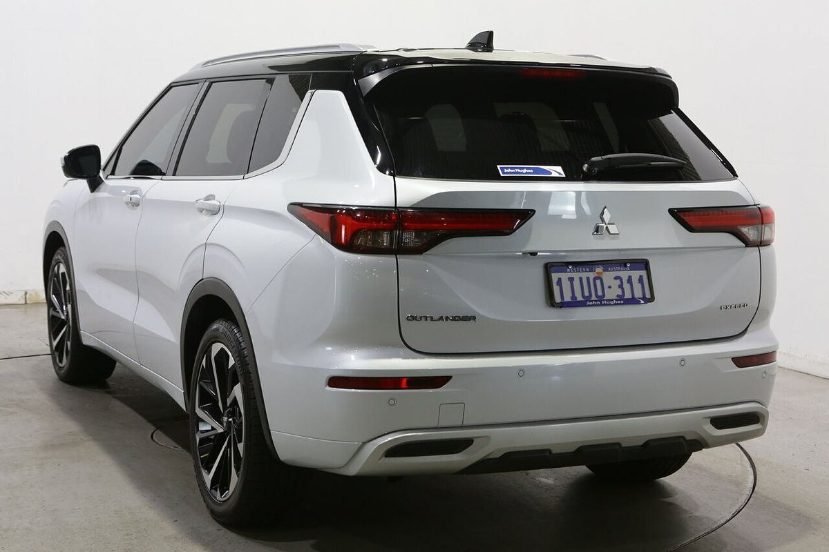 2023 Mitsubishi Outlander Exceed ZM