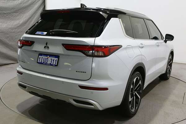 2023 Mitsubishi Outlander Exceed ZM