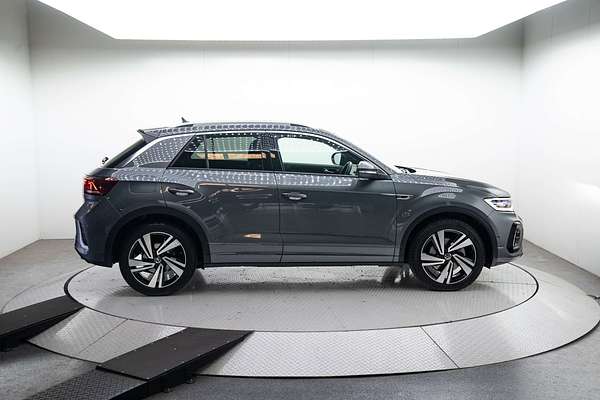 2023 Volkswagen T-Roc 140TSI R-Line D11