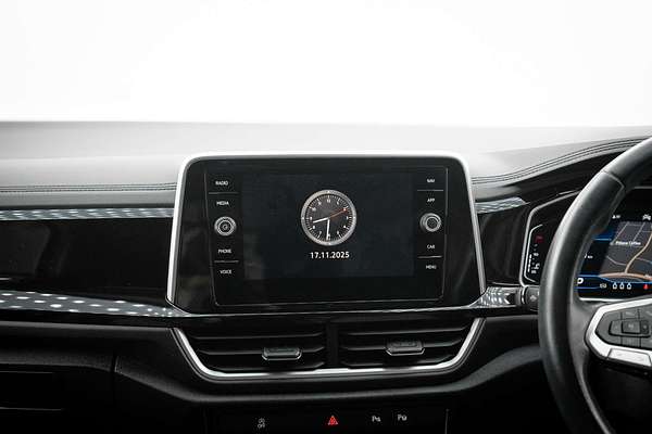 2023 Volkswagen T-Roc 140TSI R-Line D11