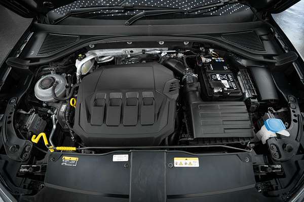 2023 Volkswagen T-Roc 140TSI R-Line D11