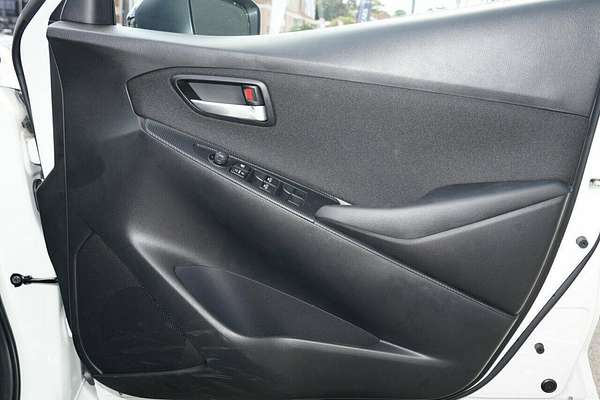 2025 Mazda 2 G15 Evolve DJ Series