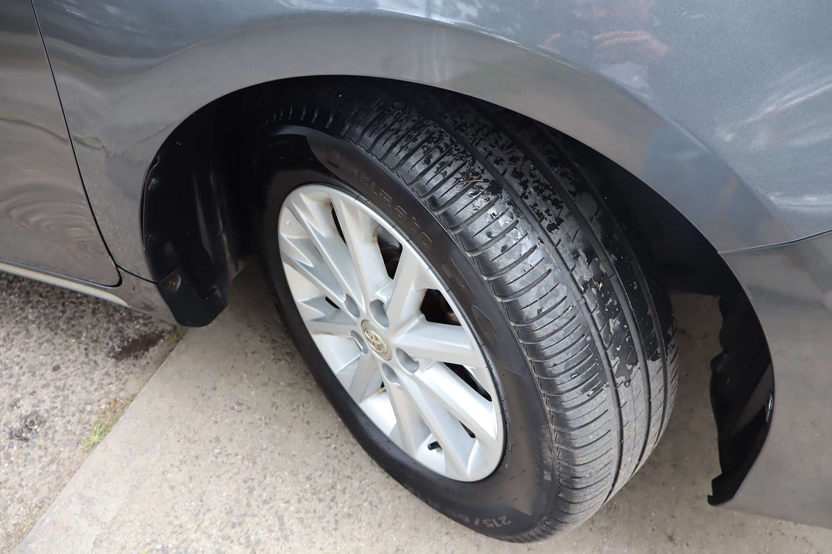 2013 Toyota Aurion AT-X GSV50R