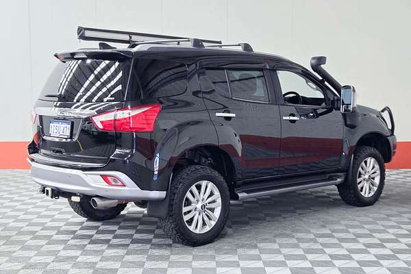 2018 Isuzu MU-X LS-T