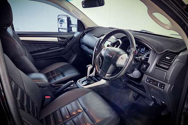 2018 Isuzu MU-X LS-T