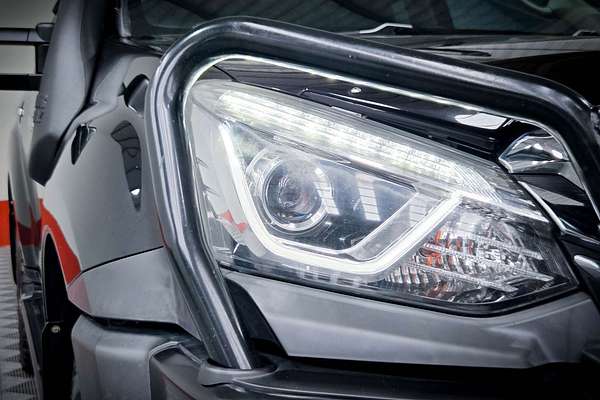 2018 Isuzu MU-X LS-T