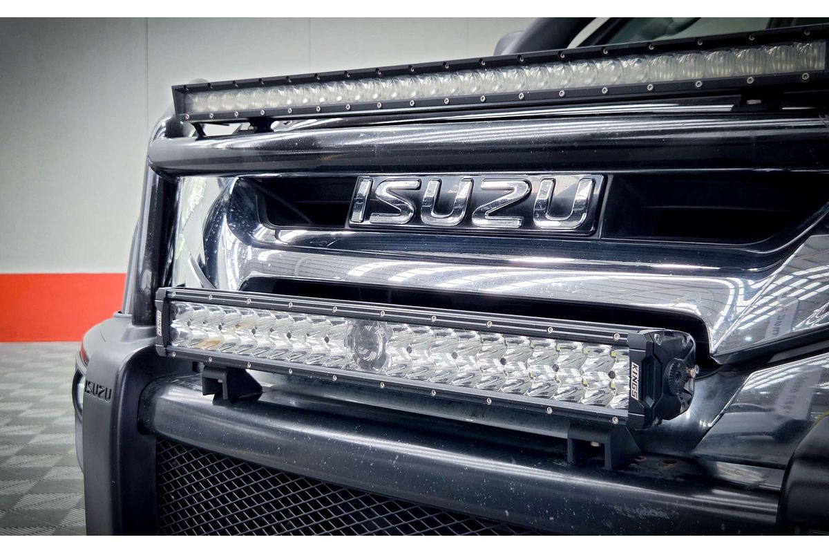 2018 Isuzu MU-X LS-T