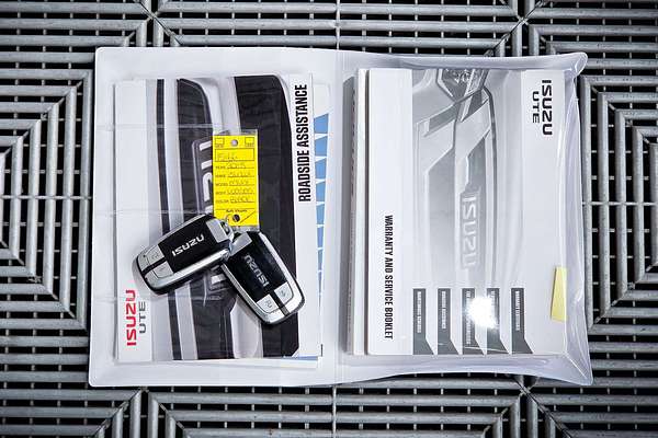 2018 Isuzu MU-X LS-T