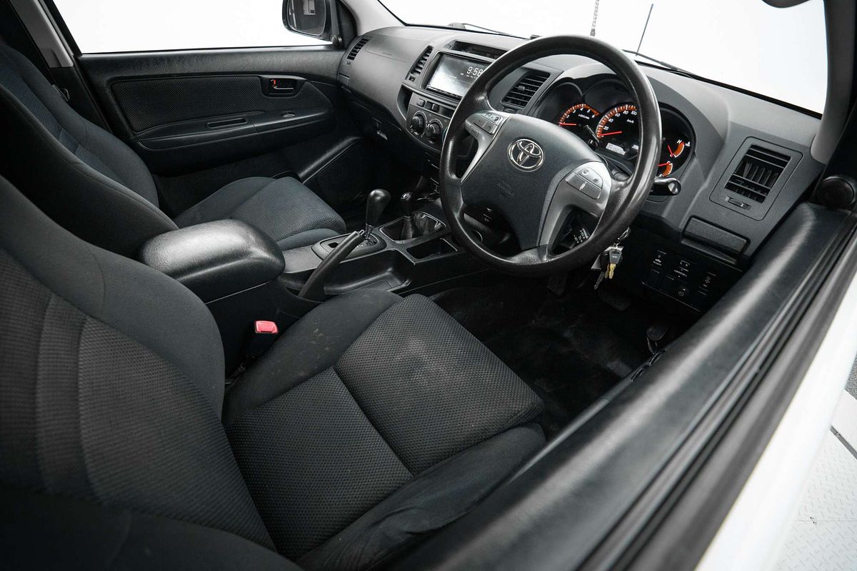 2014 Toyota Hilux SR KUN26R 4X4