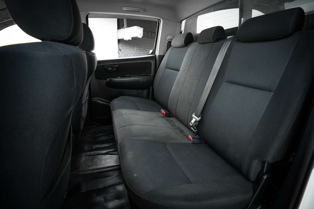 2014 Toyota Hilux SR KUN26R 4X4