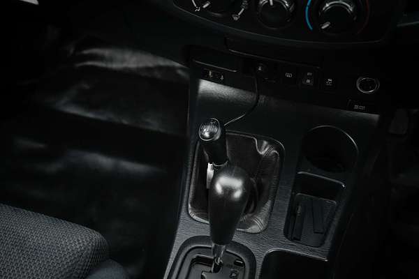 2014 Toyota Hilux SR KUN26R 4X4