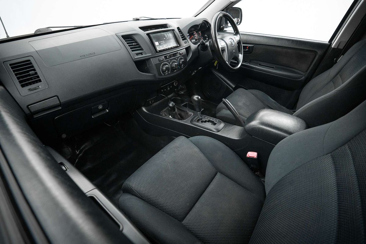 2014 Toyota Hilux SR KUN26R 4X4