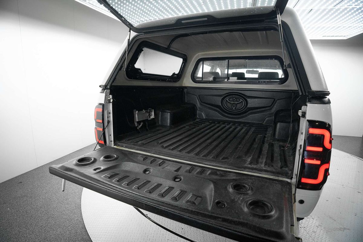 2014 Toyota Hilux SR KUN26R 4X4