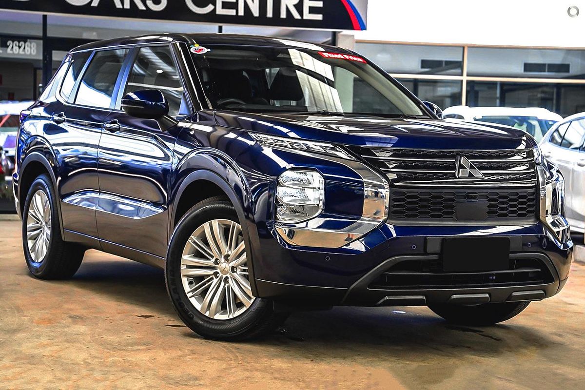 2025 Mitsubishi Outlander ES ZM