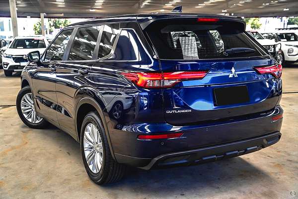 2025 Mitsubishi Outlander ES ZM