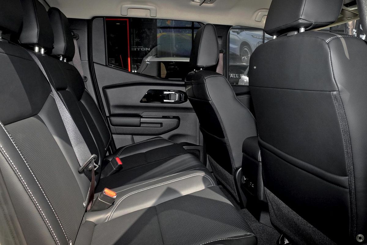 2025 Mitsubishi Triton GLS MV 4X4