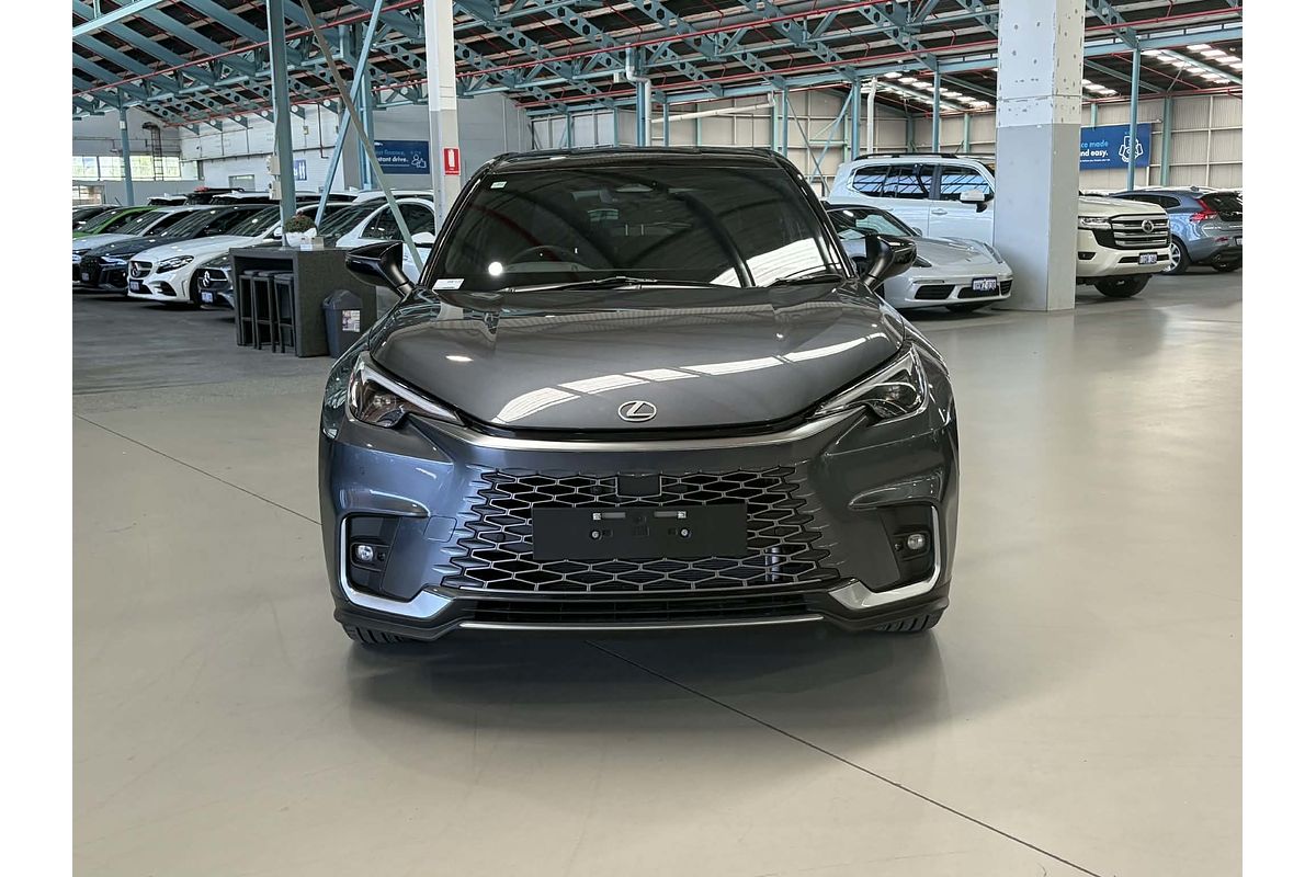 2024 Lexus LBX Sports Luxury MAYH10R