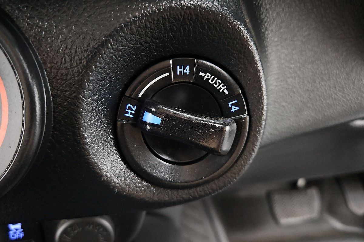 2021 Toyota Hilux SR GUN126R 4X4