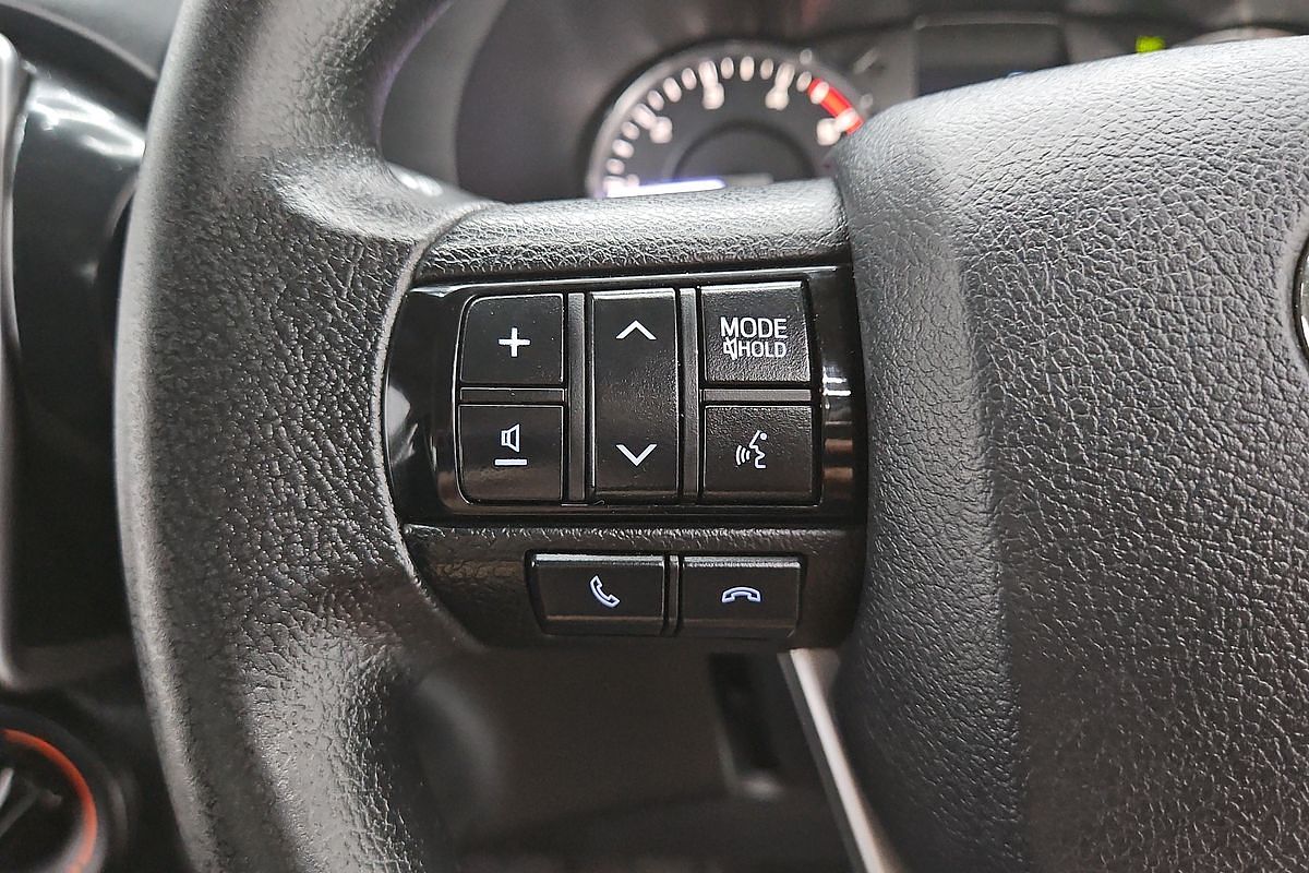 2021 Toyota Hilux SR GUN126R 4X4