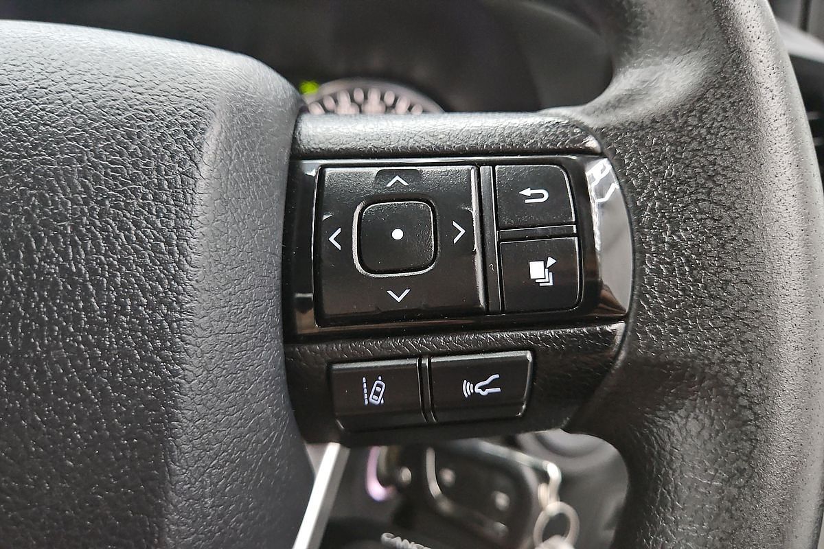 2021 Toyota Hilux SR GUN126R 4X4