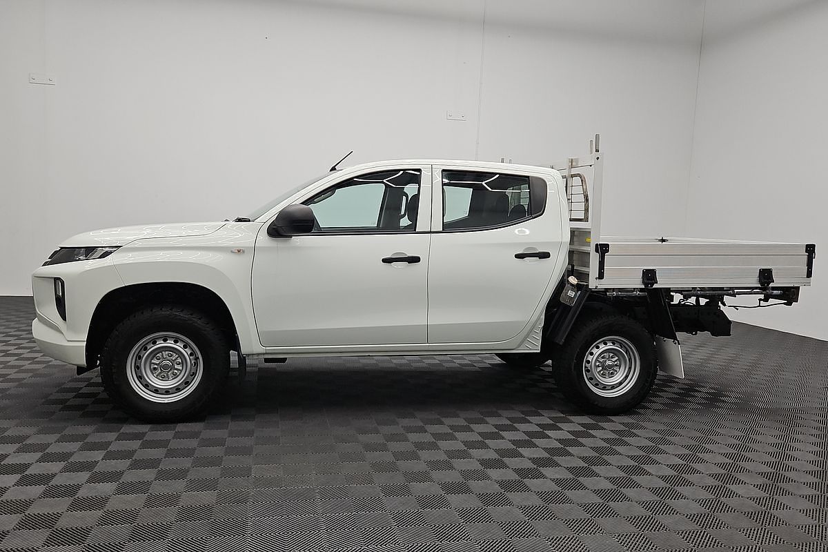 2022 Mitsubishi Triton GLX MR 4X4