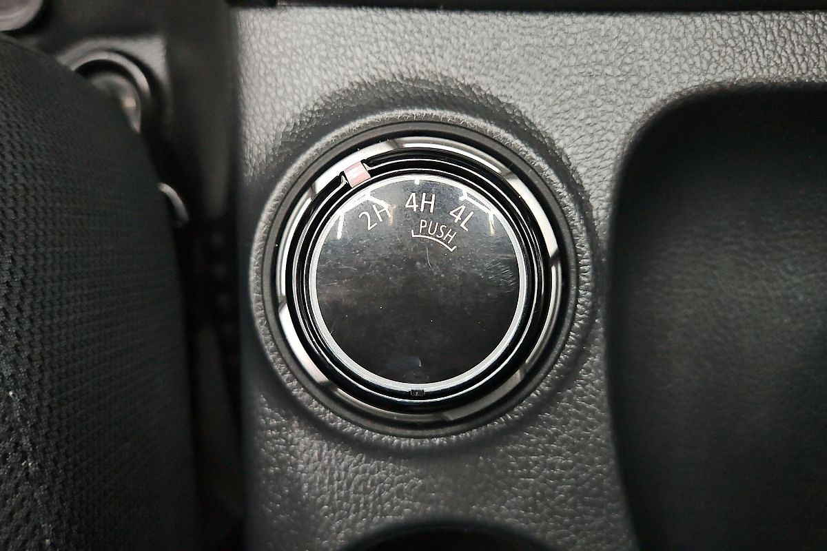 2022 Mitsubishi Triton GLX MR 4X4