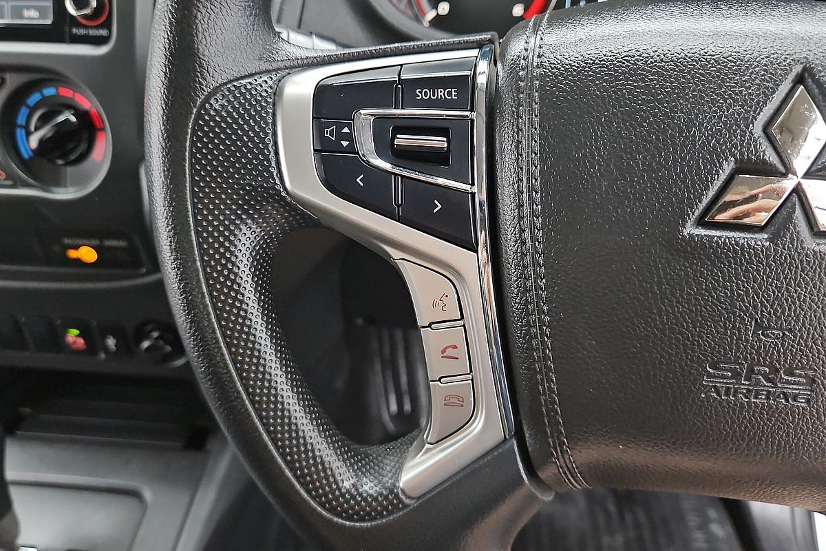 2022 Mitsubishi Triton GLX MR 4X4