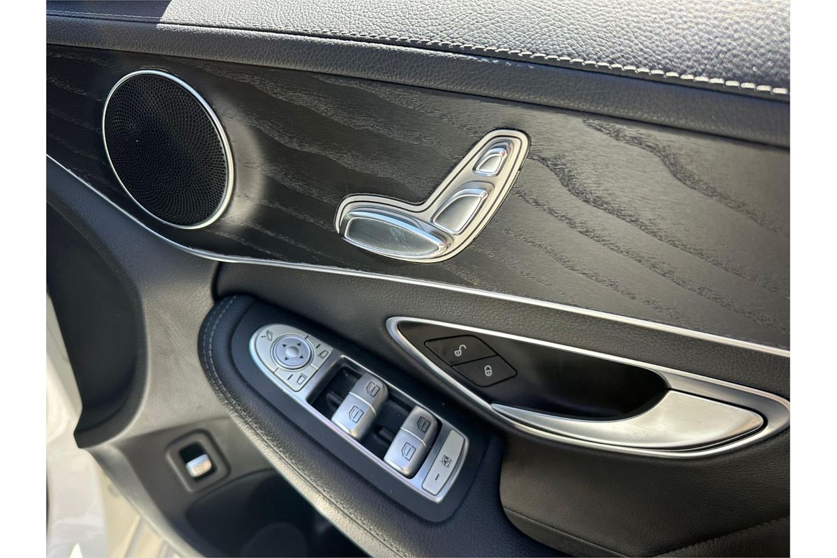 2016 Mercedes-Benz C-Class C250 S205