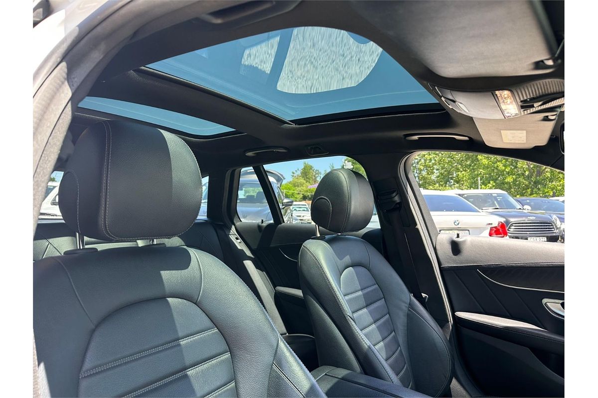 2016 Mercedes-Benz C-Class C250 S205