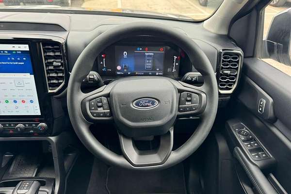 2024 Ford Everest Ambiente 2.0L
