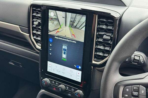 2024 Ford Everest Ambiente 2.0L