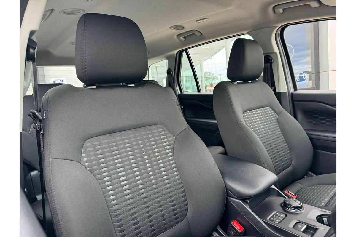 2024 Ford Everest Ambiente 2.0L