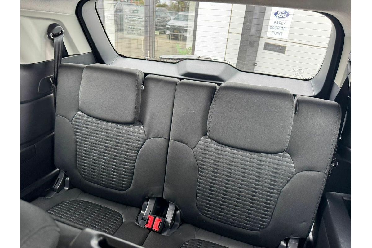 2024 Ford Everest Ambiente 2.0L