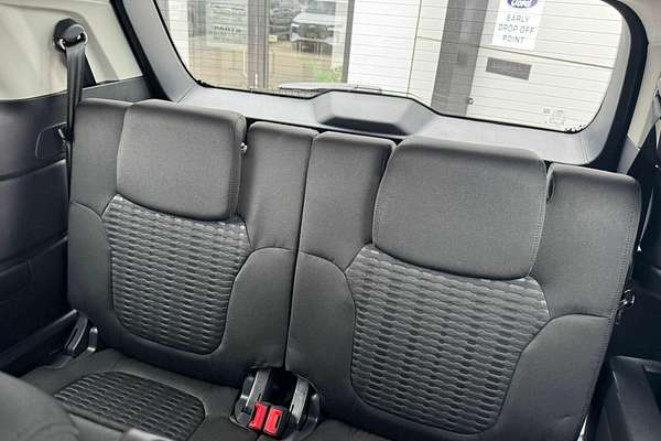 2024 Ford Everest Ambiente 2.0L