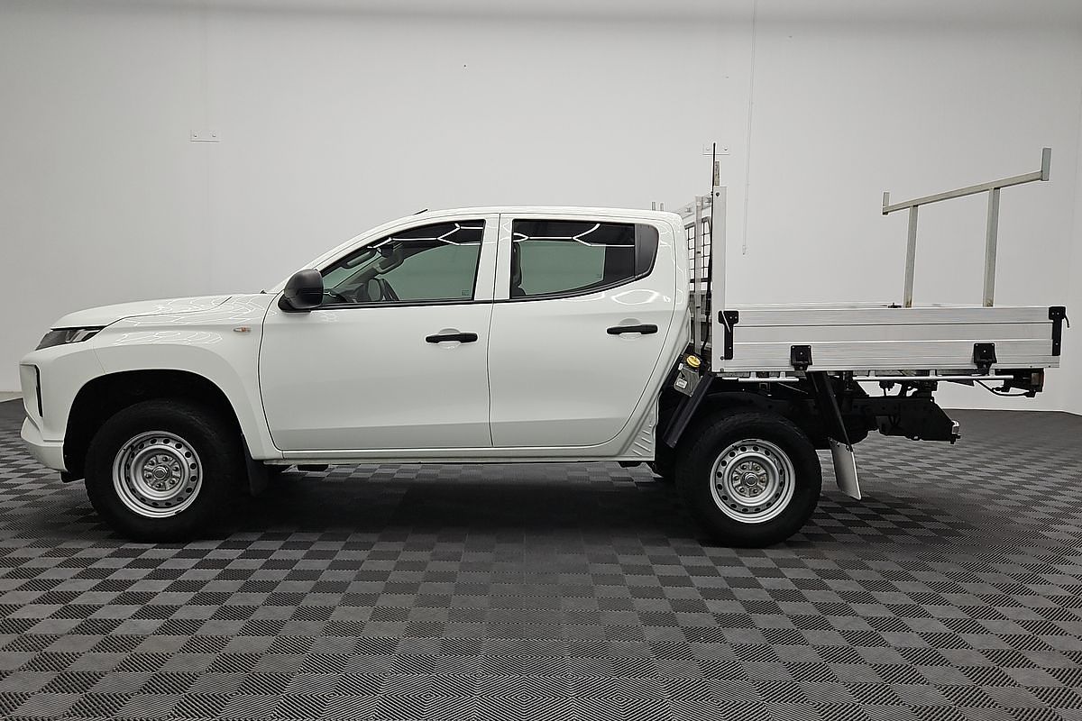 2022 Mitsubishi Triton GLX MR 4X4