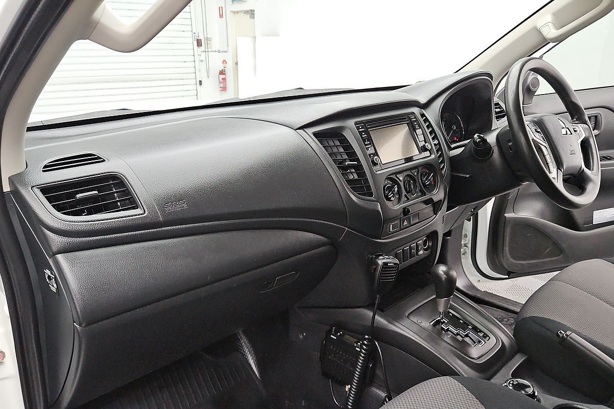 2022 Mitsubishi Triton GLX MR 4X4