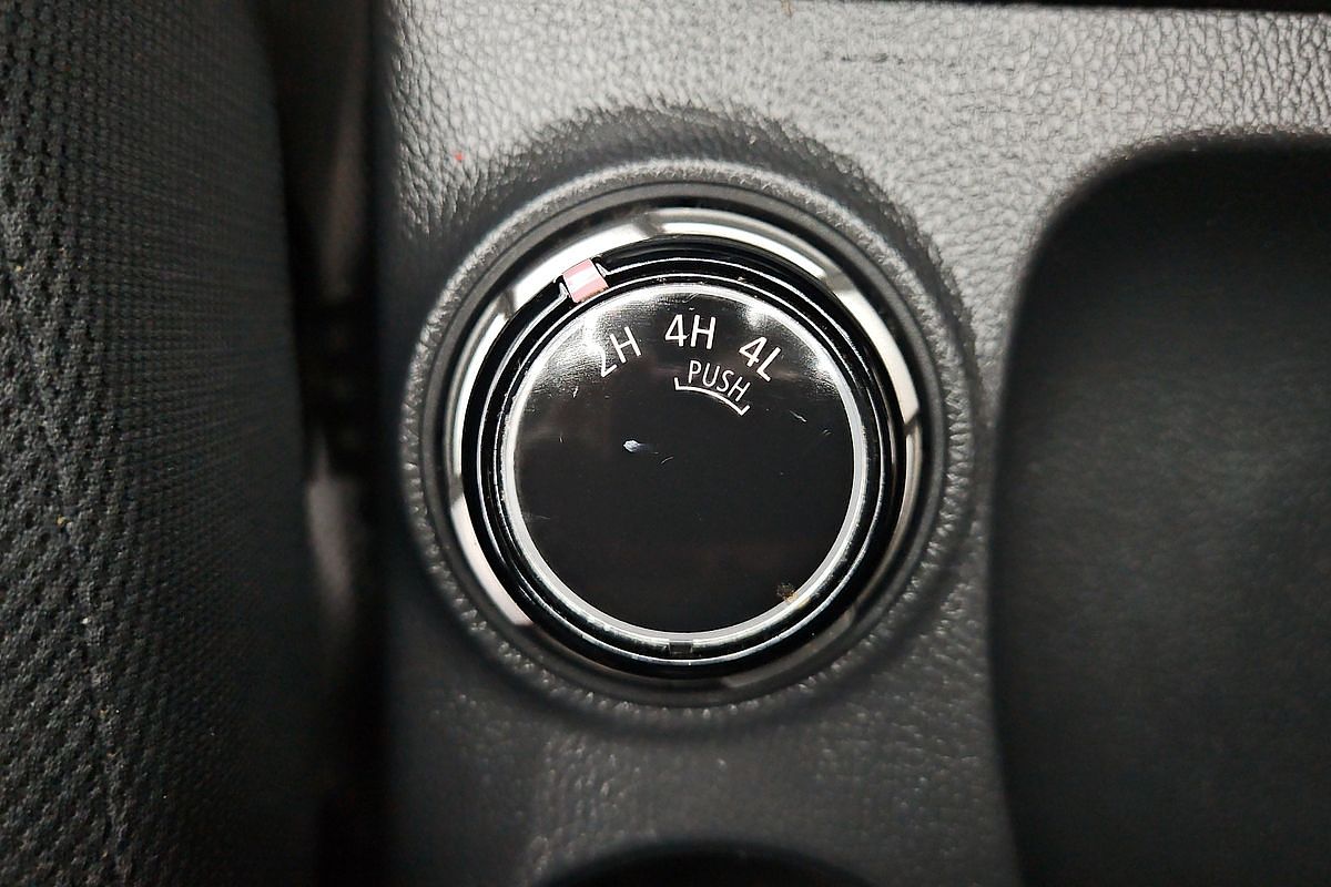 2022 Mitsubishi Triton GLX MR 4X4