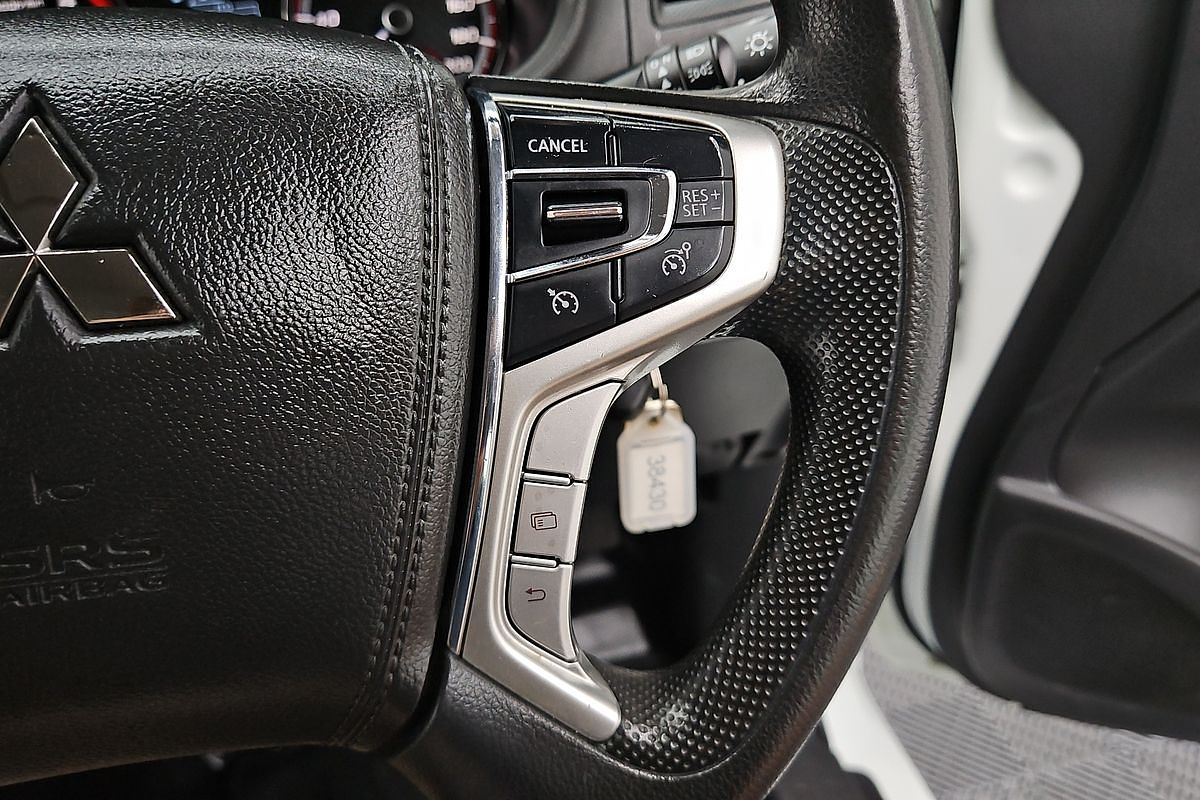 2022 Mitsubishi Triton GLX MR 4X4