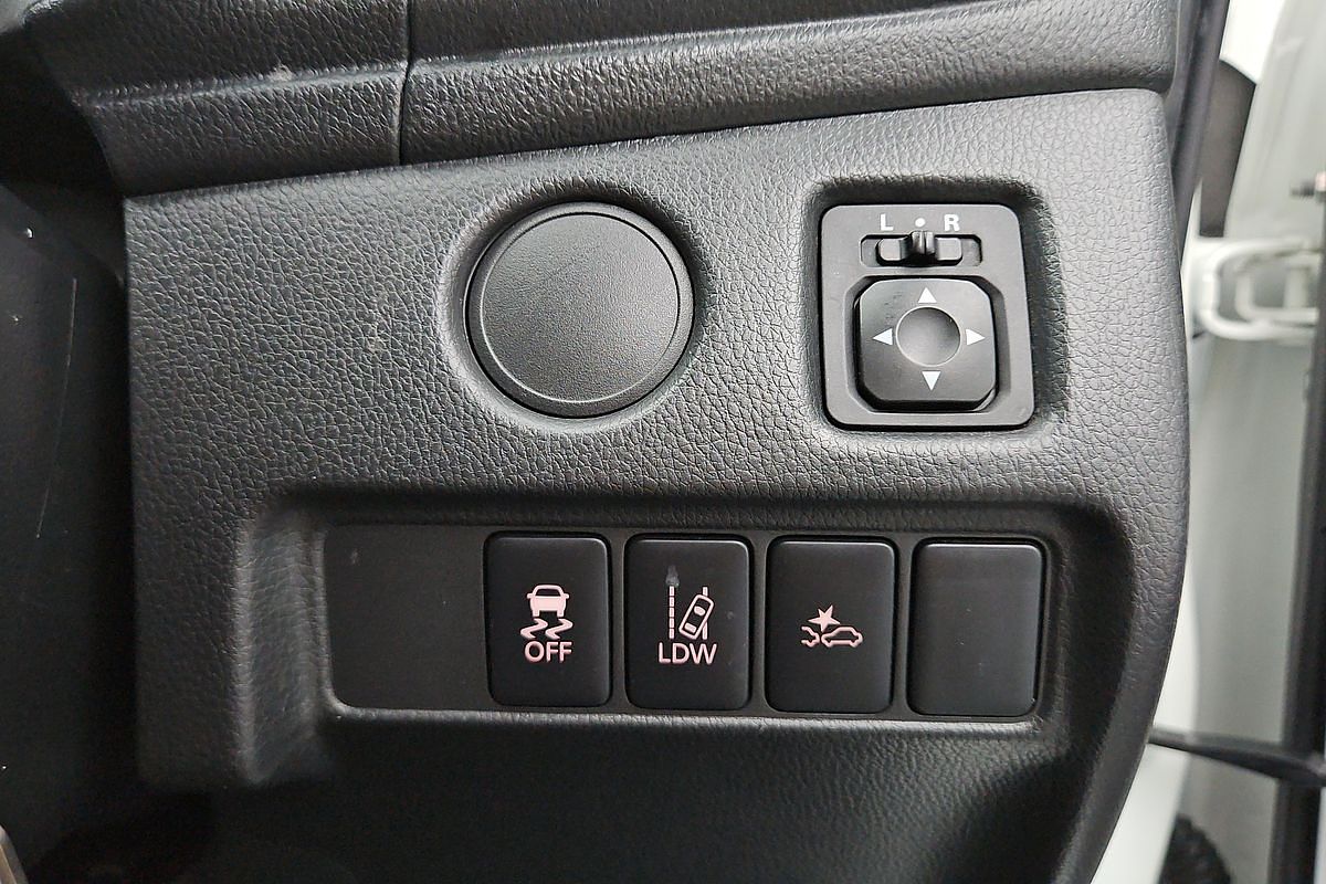 2022 Mitsubishi Triton GLX MR 4X4