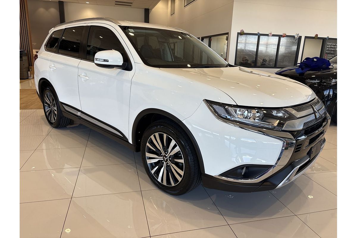 2021 Mitsubishi Outlander LS ZL