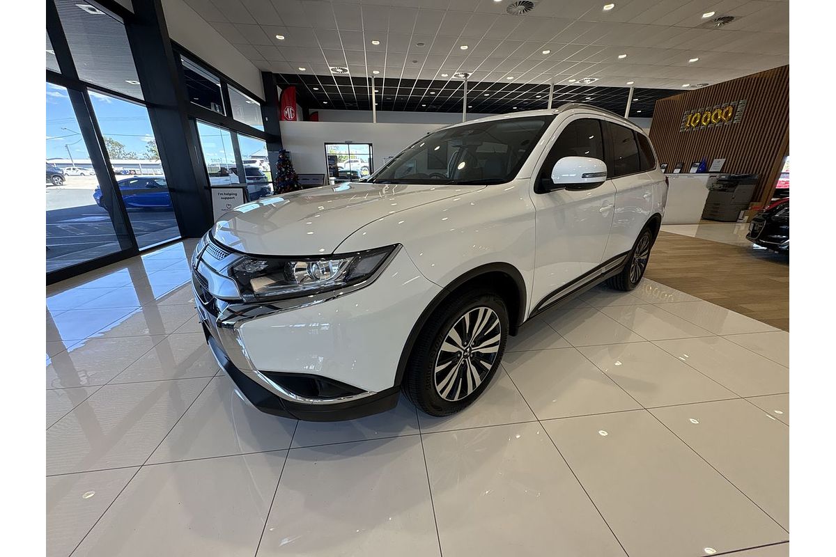 2021 Mitsubishi Outlander LS ZL