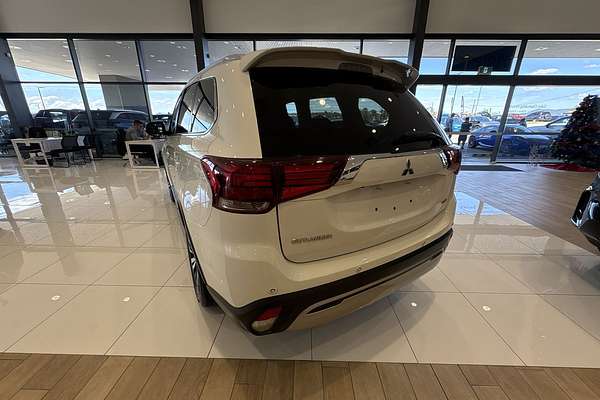 2021 Mitsubishi Outlander LS ZL