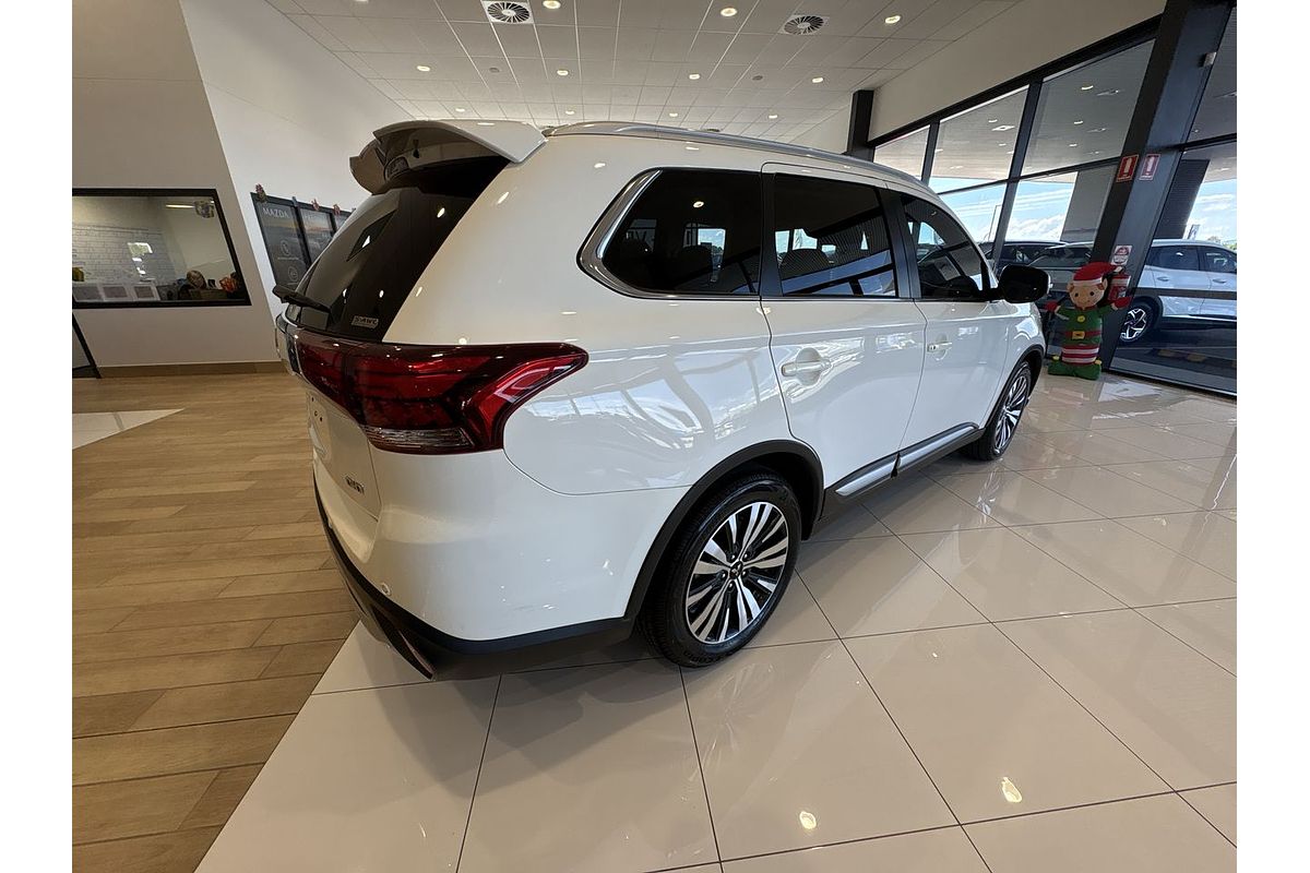 2021 Mitsubishi Outlander LS ZL