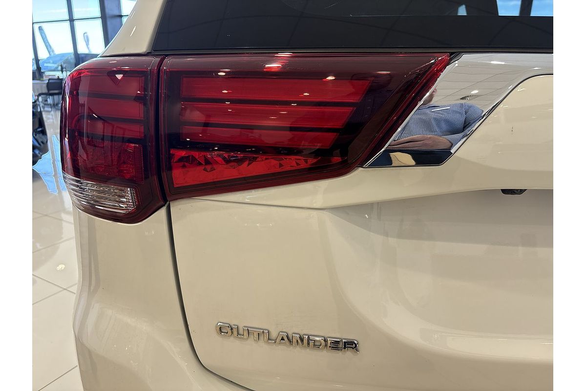 2021 Mitsubishi Outlander LS ZL