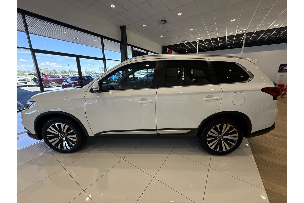 2021 Mitsubishi Outlander LS ZL