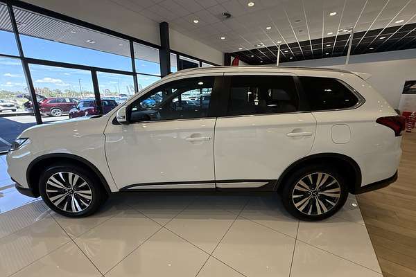 2021 Mitsubishi Outlander LS ZL