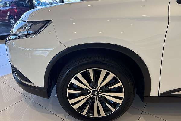 2021 Mitsubishi Outlander LS ZL