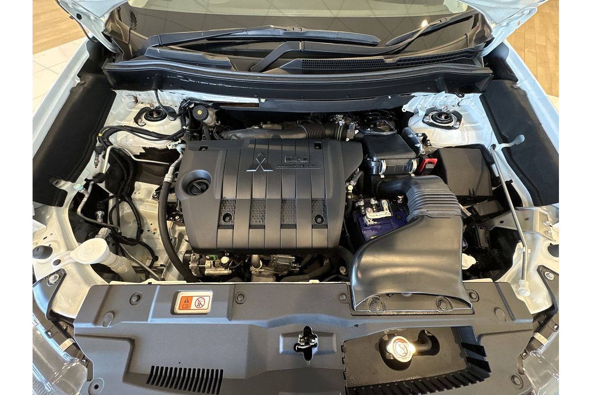 2021 Mitsubishi Outlander LS ZL