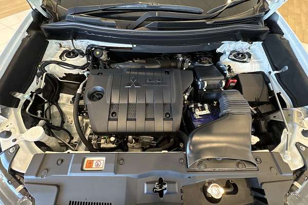 2021 Mitsubishi Outlander LS ZL